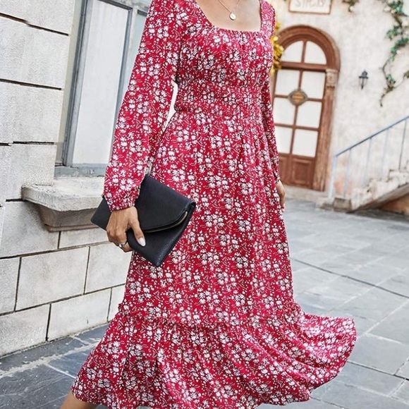 ❤️❤️❤️Valentines Day floral dress - Picture 2 of 4